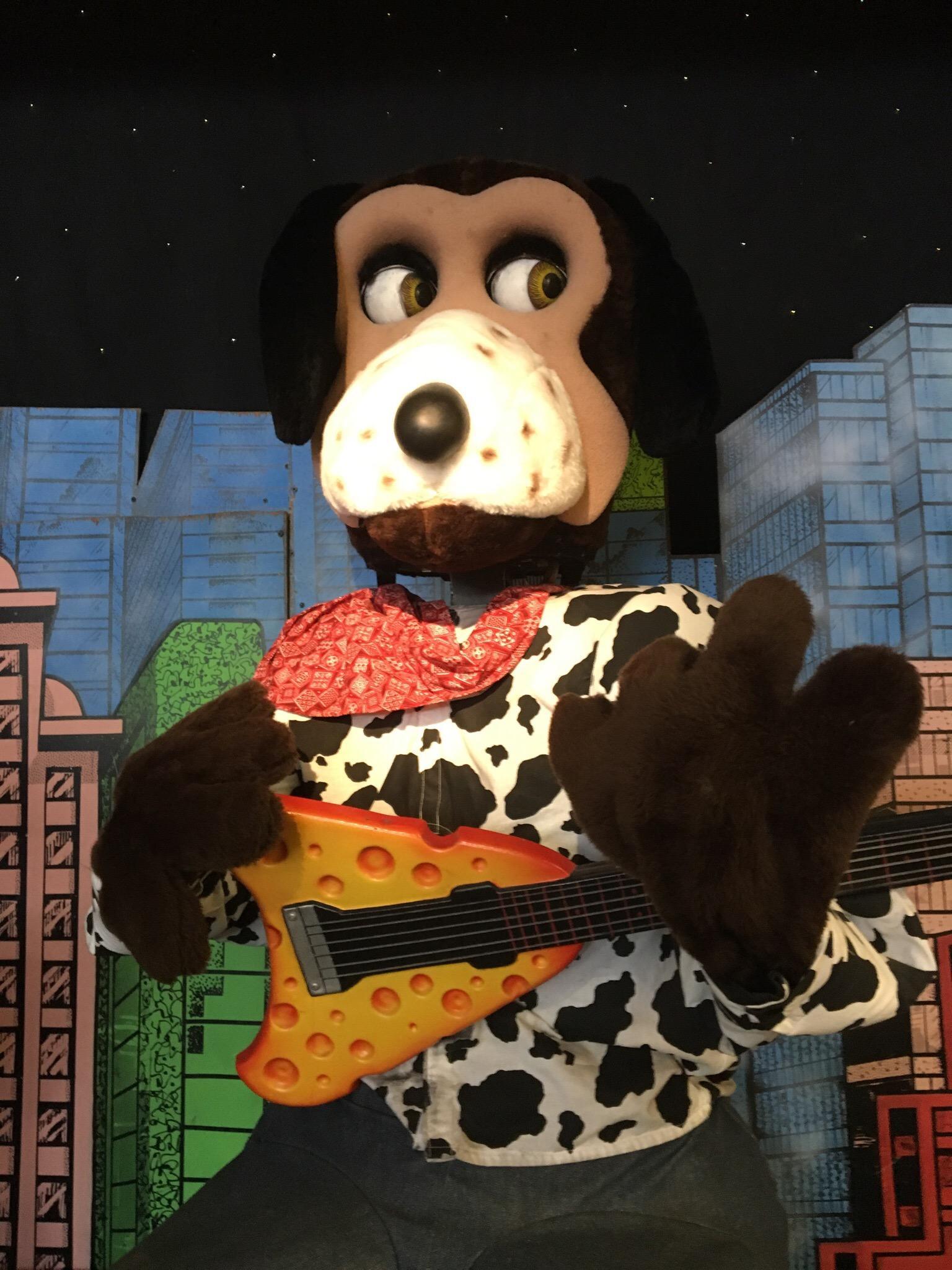 Juegos Fiesta Premios y Pizza Chuck E. Cheese´s — foto 3