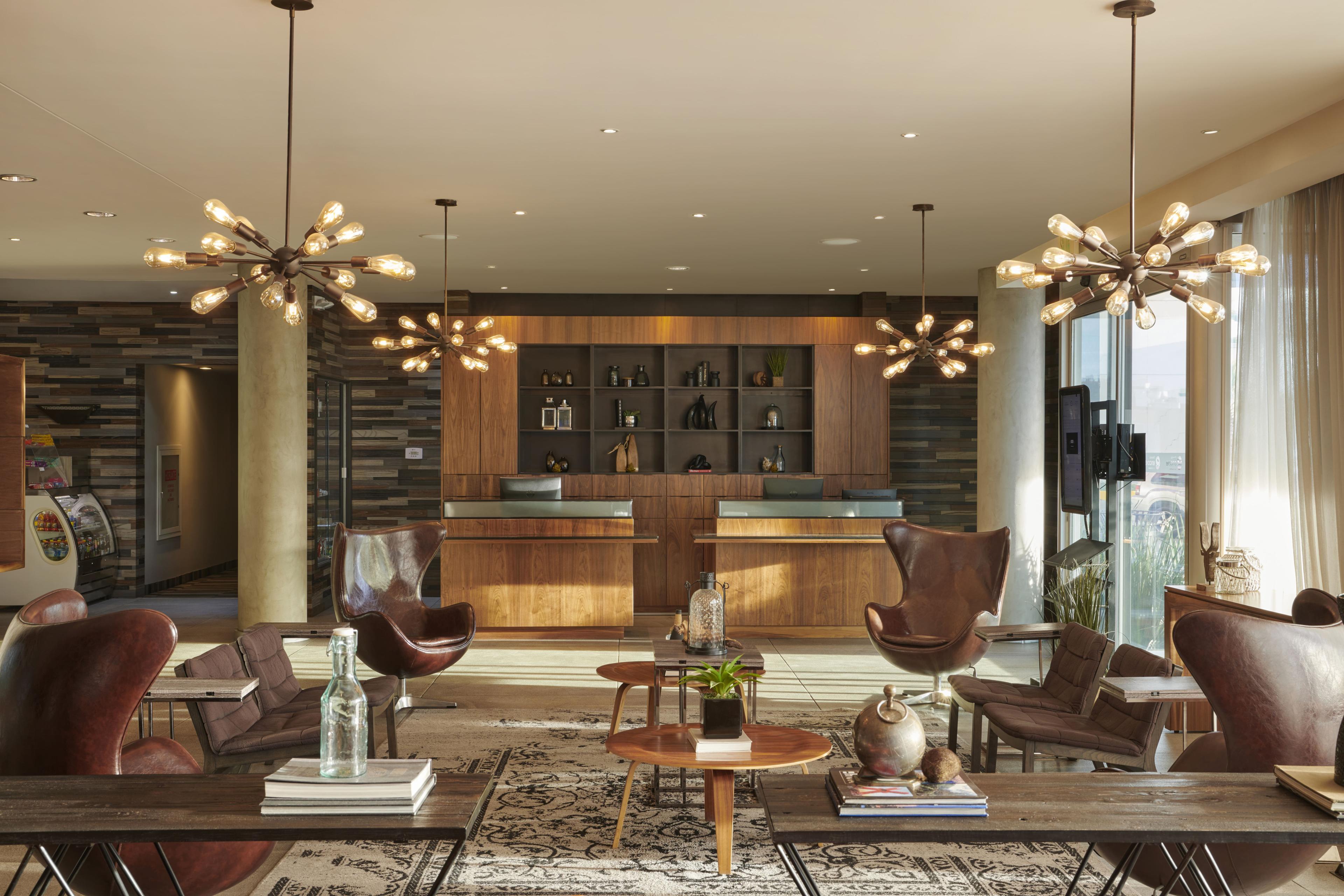 Restaurants near Four Points by Sheraton Distrito Uno — foto 3