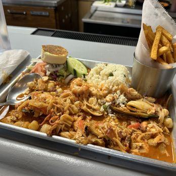 Mariscos El Oceano | Seafood Restaurant in Chicago, IL